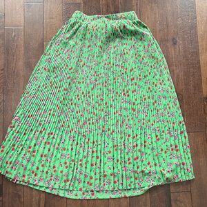 Floral Green Pleated Skirt grace and mila size small